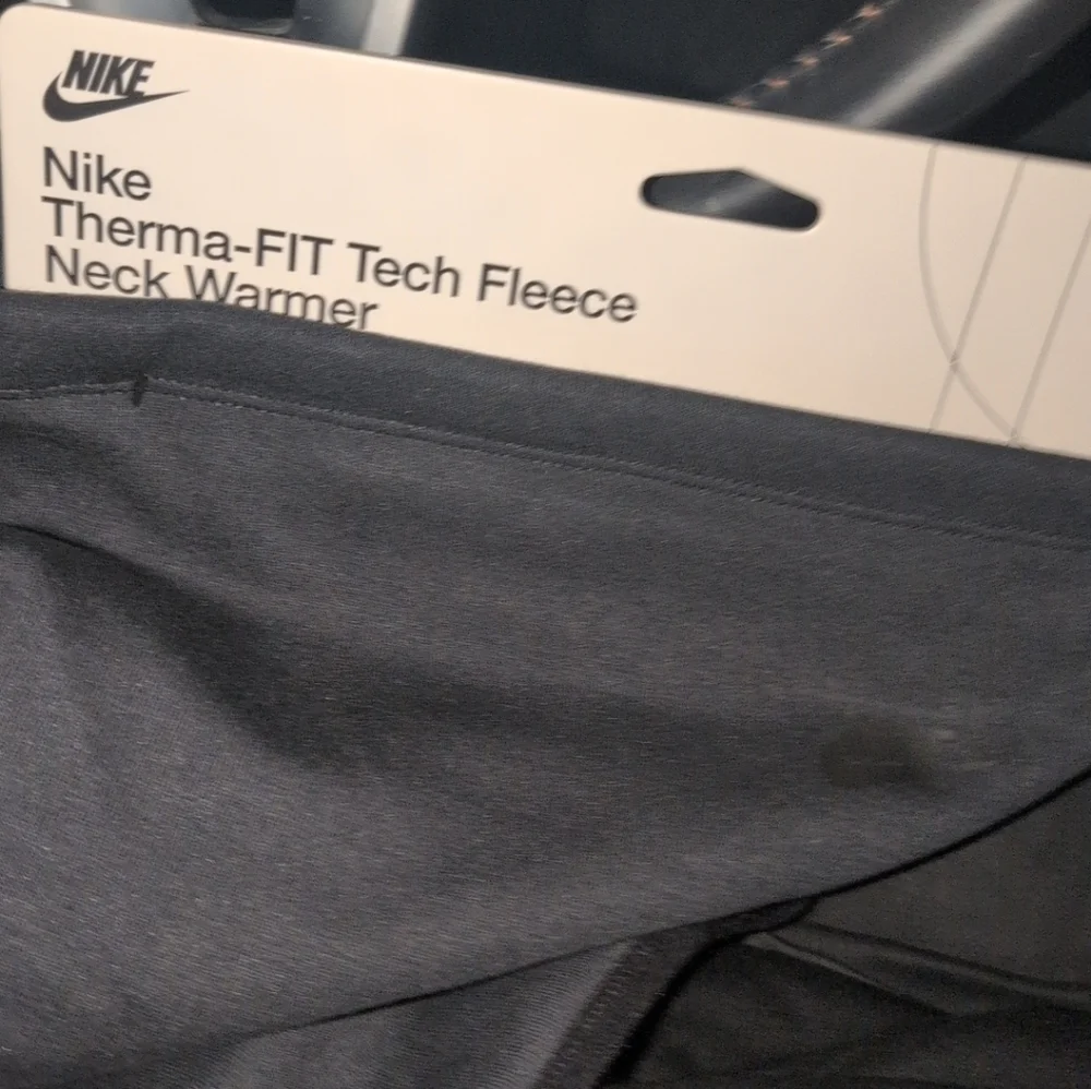 Nike Sportswear Tech FleeceTherma-FIT Neck Warmer
